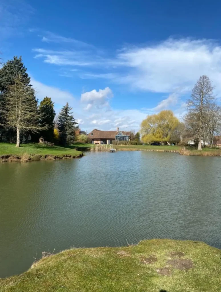 Gite T3 Pérenchies_Etang